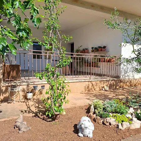 Flower Terrace * Βόντιτσε