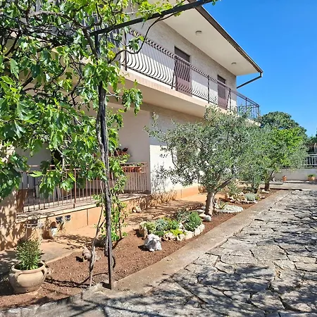 Apartment Flower Terrace *